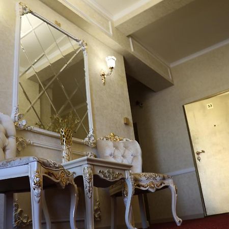 Hotel Apartment Al-Salam Bisjkek Buitenkant foto