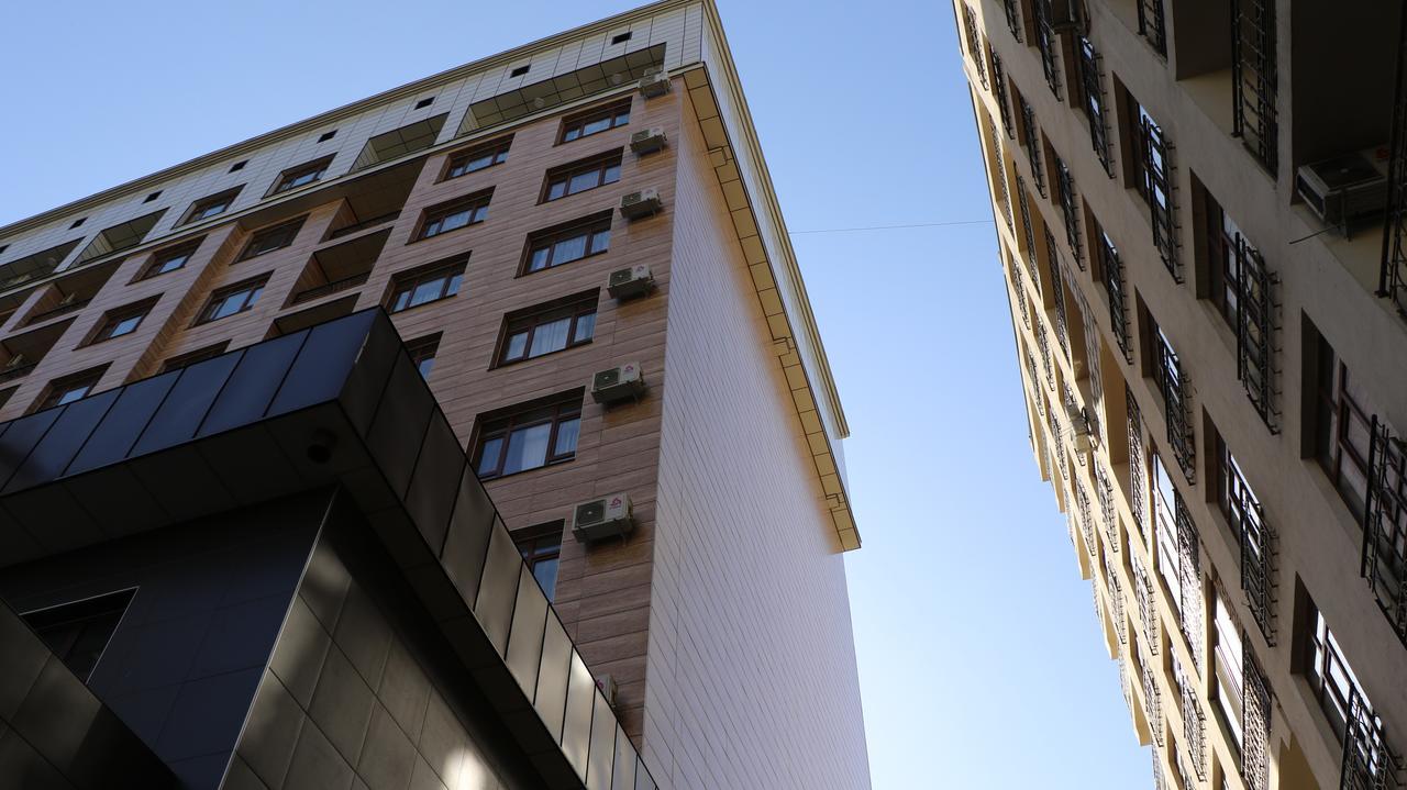 Hotel Apartment Al-Salam Bisjkek Buitenkant foto
