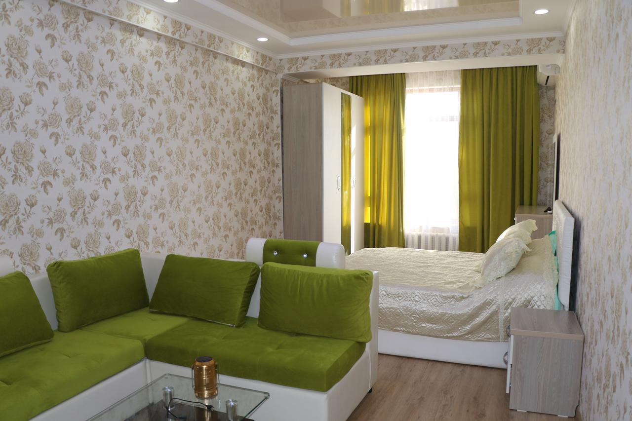 Hotel Apartment Al-Salam Bisjkek Buitenkant foto